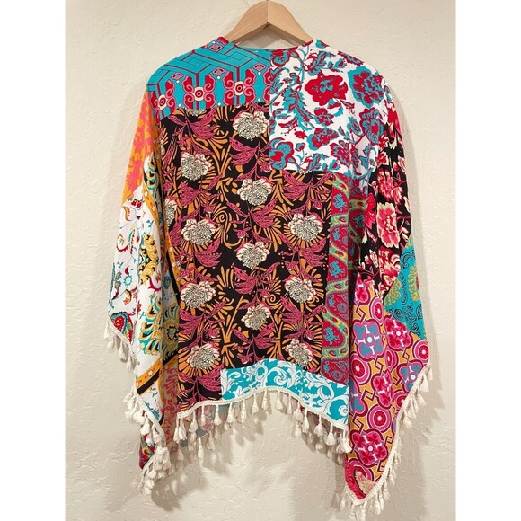 ~ Grace & Lace Med Boho Serape Crochet Poncho Coverup Tassel Beach Tropical Boho - Picture 5 of 14